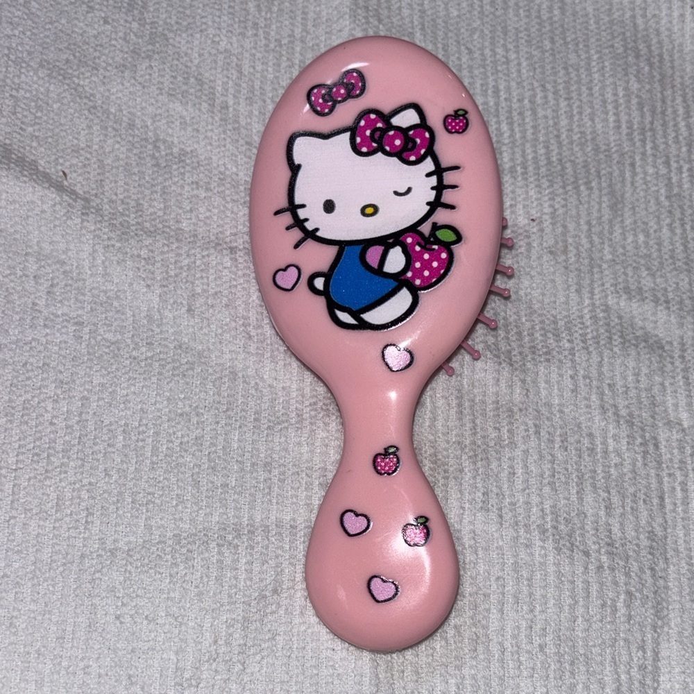 Hello Kitty Pink Hairbrush